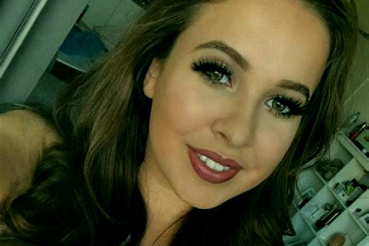 Sadie, 38, a blonde brown-eyed caucasian companion based in Hindon. Offering GFE, Duos, Erotic Massage. Available for incall and outcall, day and evening dates.