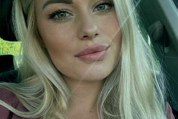 Sadie, 38, a blonde hazel-eyed caribbean companion based in Parlilitan. Offering Duos, Travel Companion. Available for incall and outcall, day and evening da...