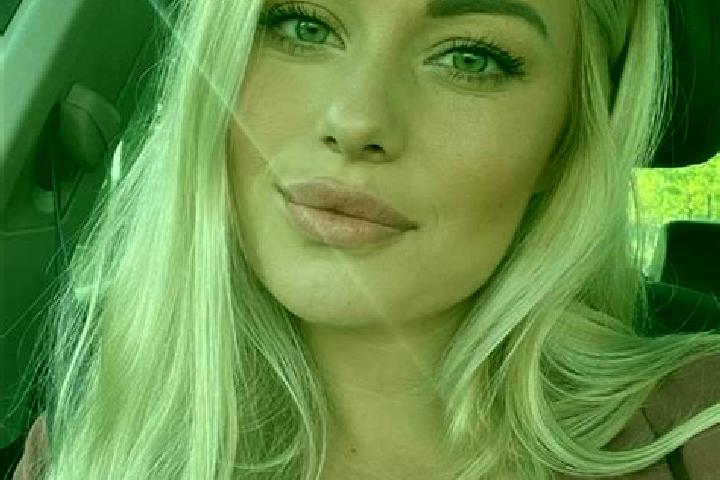 Sadie, 38, a blonde hazel-eyed caucasian companion based in Melon. Offering Deep French Kissing, Travel Companion, Girlfriend Experience, Tantra. Available f...