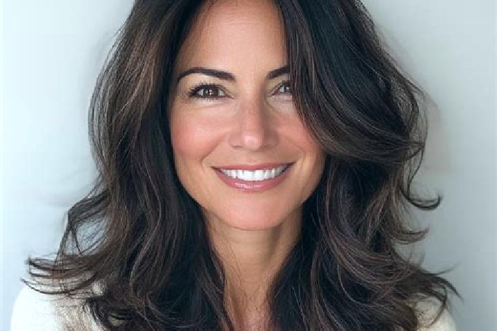 Sadie, 38, a brunette brown-eyed middle eastern companion based in Krandenan. Offering CIM, Dinner Date, Fetish, Girlfriend Experience. Available for incall ...