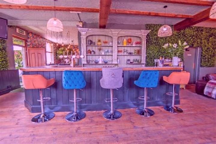 Sadie, 38 — Escort in Coelbren, United Kingdom