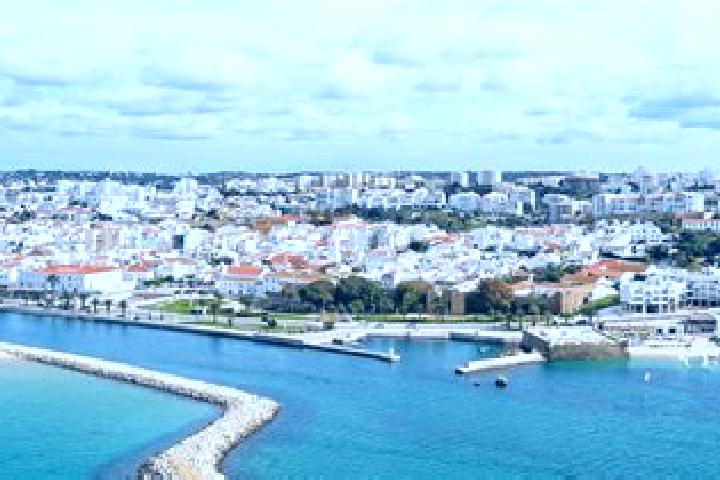 Sadie, 38 — Escort in Pera, Portugal