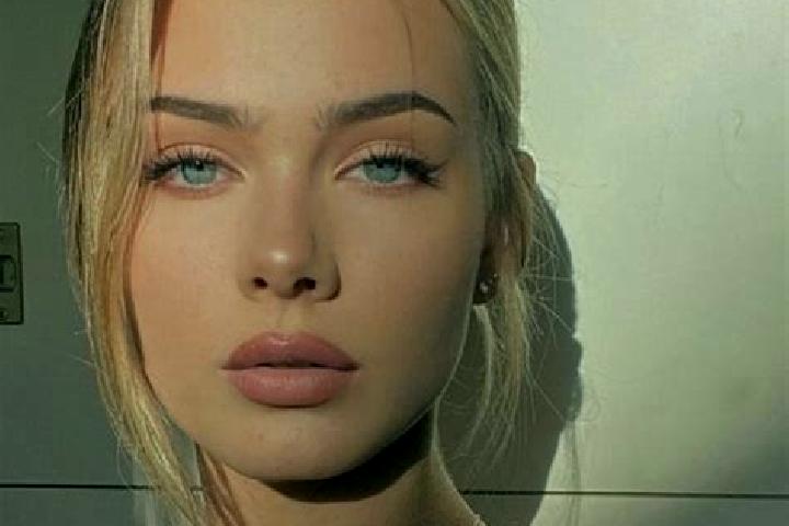 Sadie, 39, a auburn blue-eyed european companion based in Escrick. Offering Overnight, Deep French Kissing, Erotic Massage. Available for incall and outcall,...