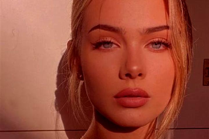 Sadie, 39, a blonde dark-eyed european companion based in Tungol. Offering Tantra, Domination, Erotic Massage. Available for incall and outcall, overnight bo...