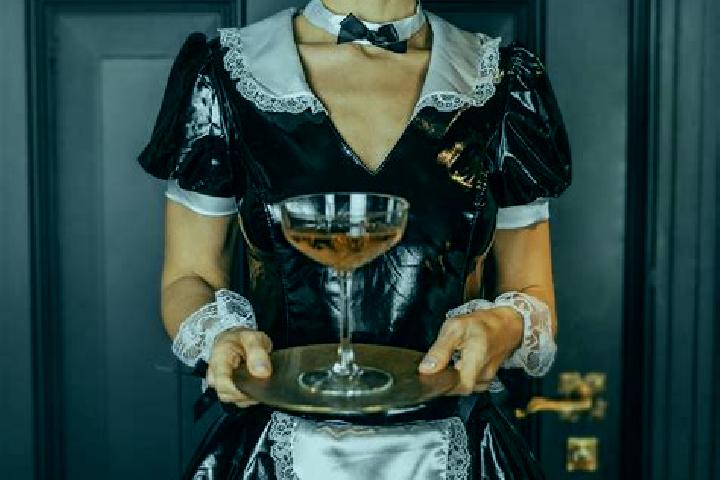 Sadie, 39, a brunette brown-eyed ebony companion based in Selborne. Offering Prostate Massage, Erotic Massage, Domination, Dinner Date, BDSM. Available for i...