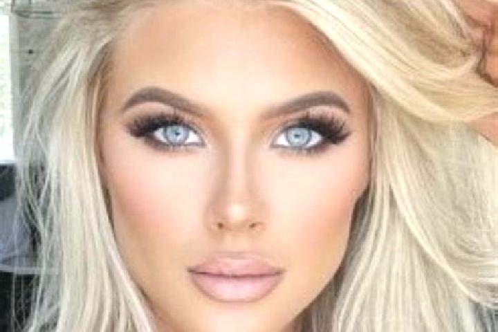 Sadie, 39, a platinum blonde grey-eyed ebony companion based in Ad Dumayr. Offering Couples, 69, Striptease, OWO. Available for incall and outcall, day and e...
