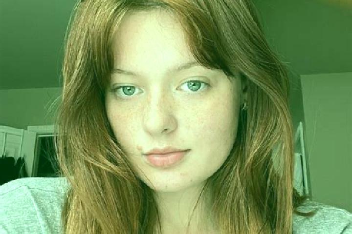 Sadie, 39, a red dark-eyed mixed companion based in Leitchville. Offering CIM, Girlfriend Experience, GFE, Roleplay. Available for incall and outcall, day an...