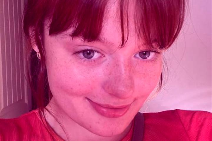 Sadie, 39, a red grey-eyed asian companion based in Tamines. Offering GFE, Domination, Prostate Massage, BDSM. Available for incall and outcall, overnight bo...