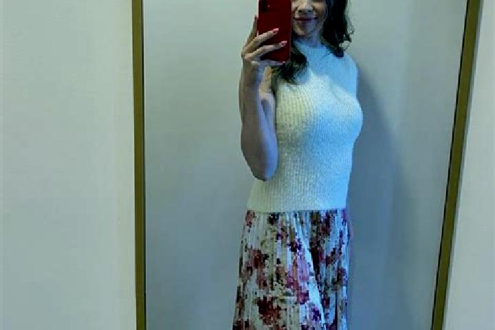 Sadie, 39 — Escort in Brates, Romania