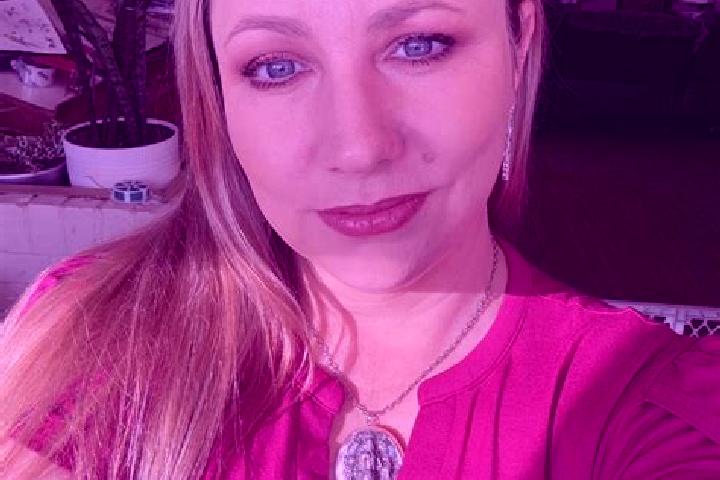 Sadie, 39 — Escort in Sterling City, United States