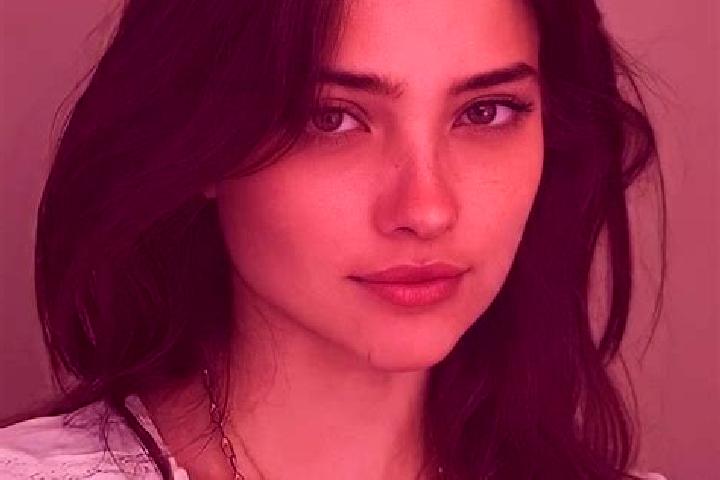 Sage, 20, a black brown-eyed indian companion based in Gunbalanya. Offering Domination, Duos, Fetish, Overnight. Available for incall and outcall, day and ev...