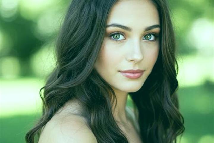 Sage, 20, a brunette hazel-eyed european companion based in Killaloe. Offering Domination, Prostate Massage, Erotic Massage, Party Girl. Available for incall...