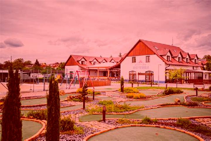 Sage, 20 — Escort in Vsemina, Czech Republic