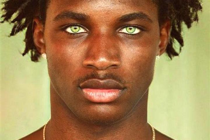 Sage, 21, a black green-eyed middle eastern companion based in BetHaLevi. Offering Overnight, GFE, Deep French Kissing, Tantra, Domination. Available for inc...