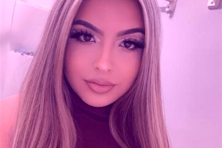 Sage, 21, a blonde brown-eyed latina companion based in Dudescu. Offering Massage, Party Girl, 69, Duos. Available for incall and outcall, day and evening da...