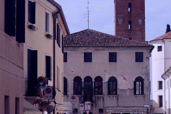 Sage, 21 — Escort in Castelfranco Veneto, Italy