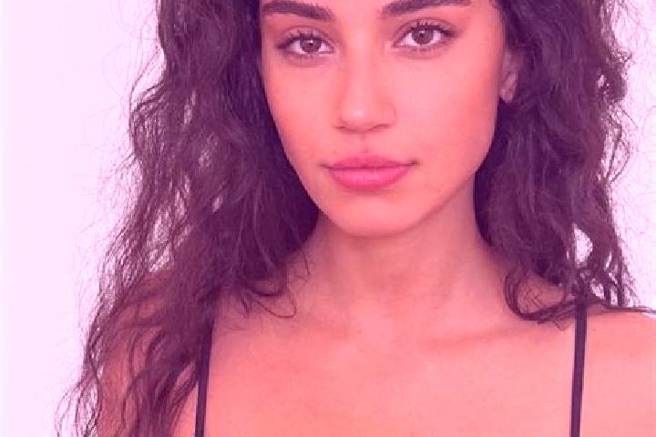 Sage, 21 — Escort in Mezitli, Turkey