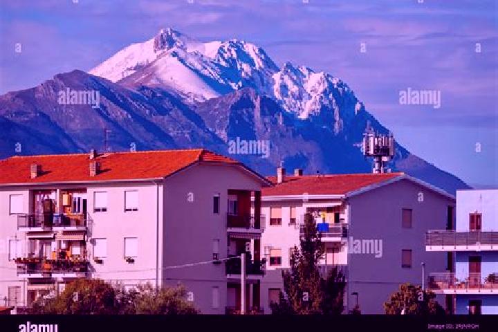 Sage, 21 — Escort in Pianella, Italy