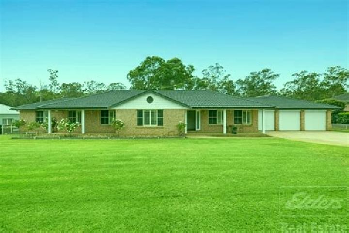 Sage, 21 — Escort in Wallacia, Australia