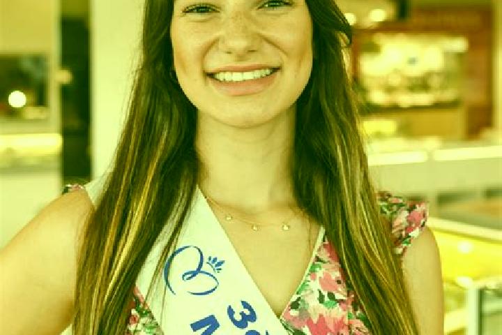 Sage, 22 — Escort in Mouchard, France