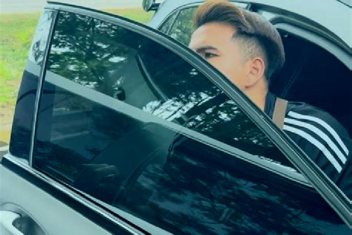 Sage, 22 — Escort in Parit, Malaysia