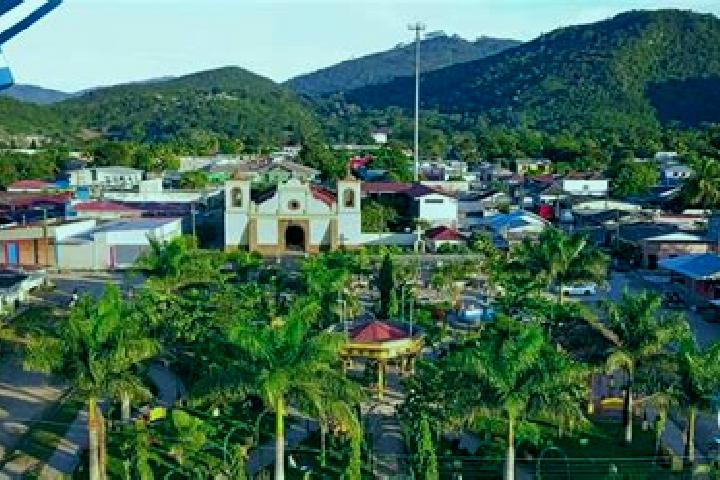 Sage, 22 — Escort in Taulabe, Honduras