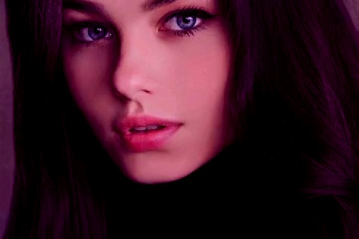 Sage, 23, a auburn dark-eyed slavic companion based in Dainan. Offering OWO, Dinner Date, Domination. Available for incall and outcall, day and evening dates.