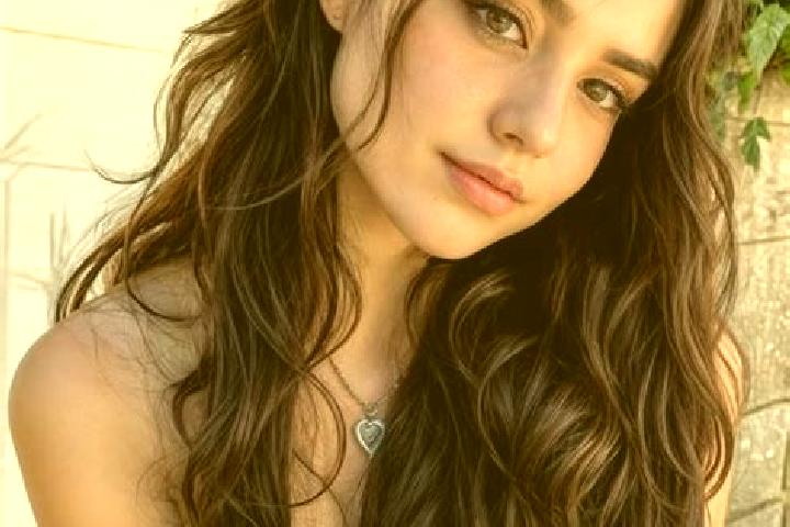 Sage, 23, a chestnut hazel-eyed european companion based in Collbato. Offering Erotic Massage, Tantra, Prostate Massage, 69, Girlfriend Experience. Available...