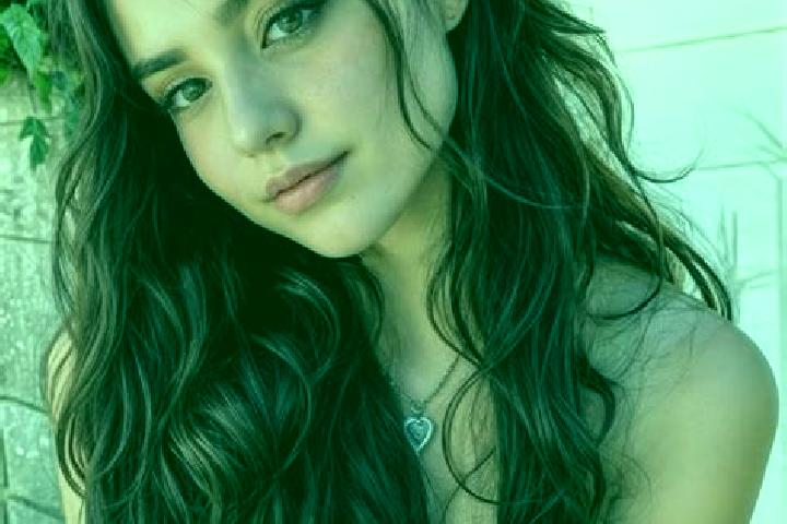Sage, 23, a chestnut hazel-eyed mediterranean companion based in Campo Morado. Offering 69, Erotic Massage, Couples. Available for incall and outcall, overni...