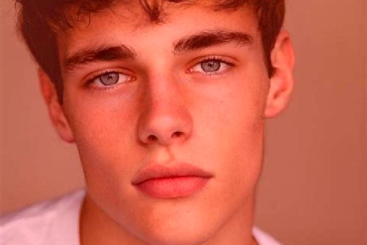 Sage, 23, a red brown-eyed caucasian companion based in Maranhaozinho. Offering Duos, GFE, Massage, Overnight. Available for incall and outcall, overnight bo...
