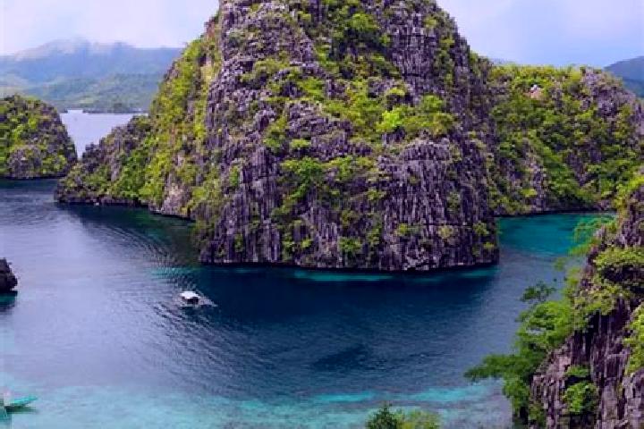 Sage, 23 — Escort in Batu, Philippines