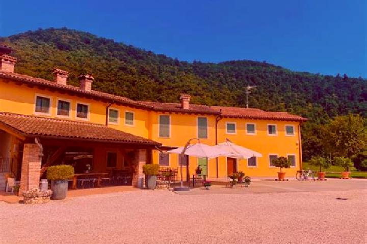 Sage, 23 — Escort in Cavaione, Italy