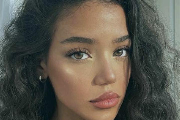 Sage, 24, a black brown-eyed ebony companion based in Sandy Valley. Offering Couples, Girlfriend Experience, BDSM. Available for incall and outcall, overnigh...