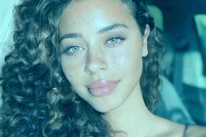 Sage, 24, a black hazel-eyed latina companion based in Rufford. Offering Couples, Erotic Massage, Party Girl, Roleplay, OWO. Available for incall and outcall...