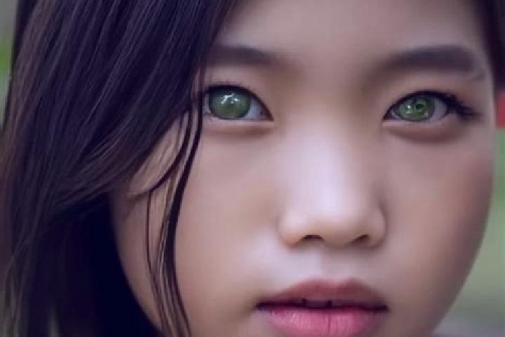 Sage, 24, a brunette green-eyed asian companion based in Sigillo. Offering BDSM, Domination, Couples, Striptease. Available for incall and outcall, overnight...