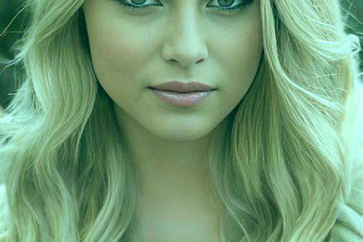 Sage, 24, a dark blonde grey-eyed middle eastern companion based in Los Lopez. Offering Dinner Date, Deep French Kissing, A-Level. Available for incall and o...