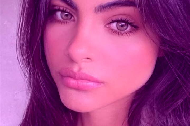Sage, 24, a red green-eyed indian companion based in Farrach. Offering CIM, Couples, Fetish, Striptease. Available for incall and outcall, day and evening da...