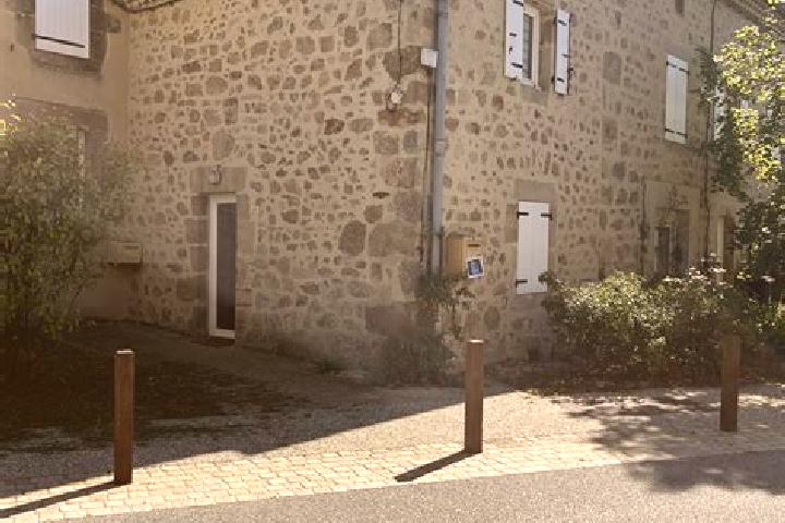 Sage, 24 — Escort in Saint-Romain-de-Lerps, France