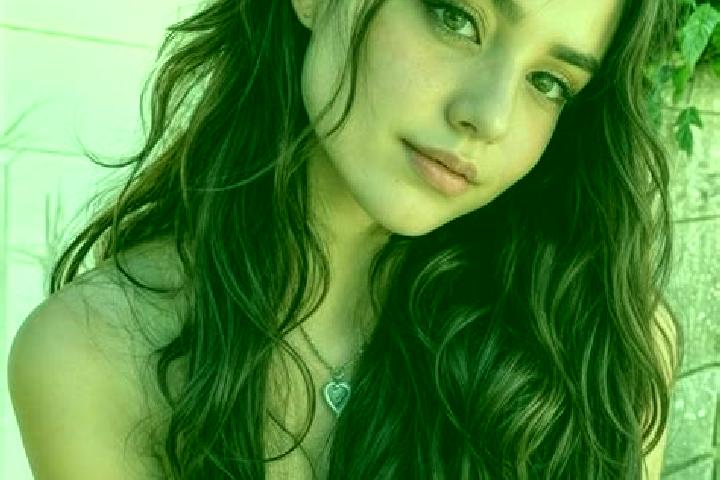 Sage, 25, a auburn amber-eyed middle eastern companion based in Valea Plopilor. Offering Domination, Erotic Massage, Prostate Massage, BDSM. Available for in...
