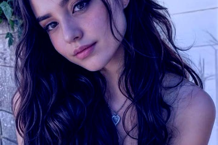 Sage, 25, a auburn brown-eyed asian companion based in Stratford. Offering Dinner Date, Deep French Kissing, Striptease, CIM. Available for incall and outcal...