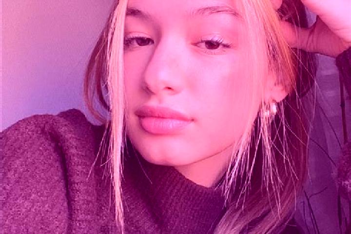Sage, 25, a blonde brown-eyed caribbean companion based in Osikov. Offering OWO, Striptease, Deep French Kissing. Available for incall and outcall, overnight...