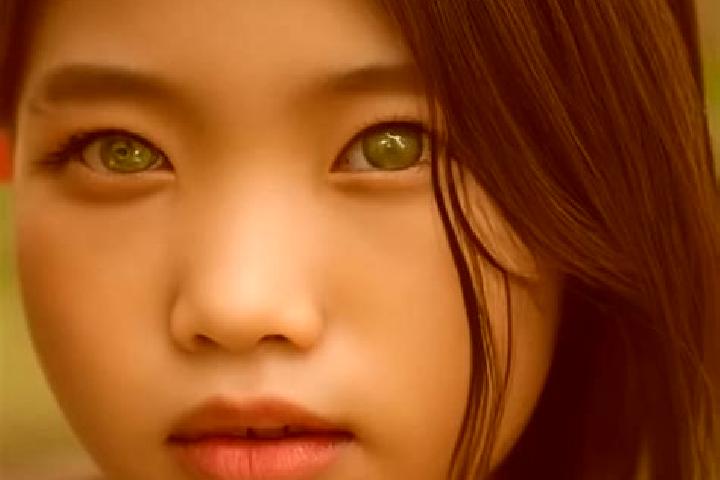 Sage, 25, a chestnut green-eyed asian companion based in Belkovice-Lastany. Offering Couples, Roleplay. Available for incall and outcall, day and evening dates.