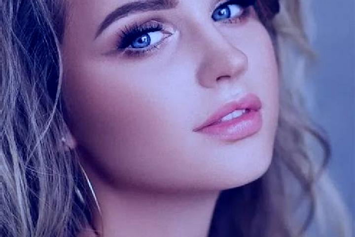 Sage, 25, a dark blonde blue-eyed mediterranean companion based in Krionerion. Offering Tantra, CIM, Striptease, GFE, BDSM. Available for incall and outcall,...