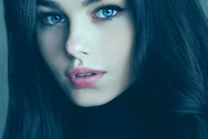 Sage, 25, a red grey-eyed slavic companion based in Dealu Frumos. Offering Couples, Prostate Massage, Erotic Massage, CIM, Travel Companion. Available for in...