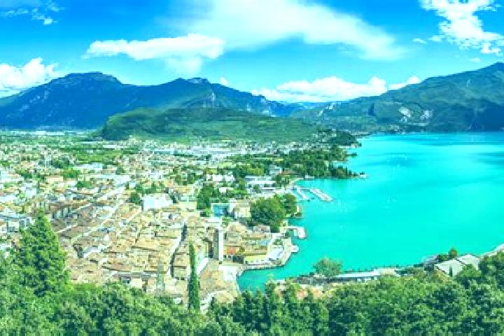 Sage, 25 — Escort in Salasco, Italy