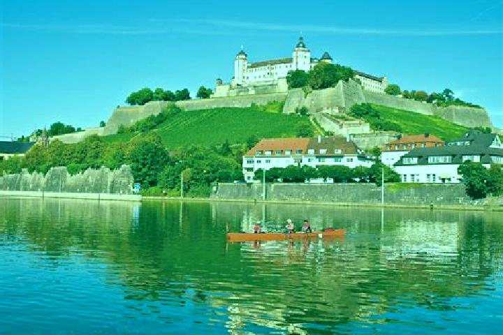 Sage, 26 — Escort in Wiesfleck, Austria