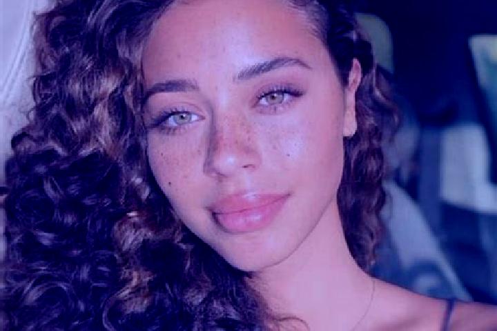 Sage, 27, a black hazel-eyed latina companion based in Caterham. Offering Party Girl, Fetish, Dinner Date, Travel Companion. Available for incall and outcall...