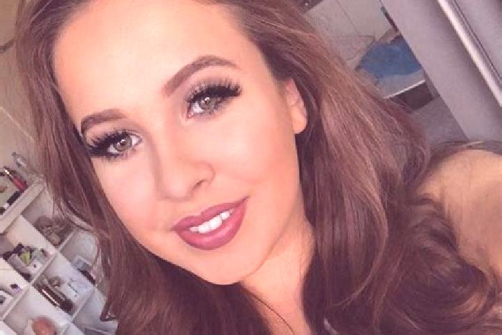 Sage, 27, a dark blonde dark-eyed european companion based in Nainville-les-Roches. Offering Dinner Date, GFE, Prostate Massage, Fetish, 69. Available for in...