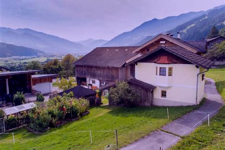 Sage, 27 — Escort in Bruck am Ziller, Austria