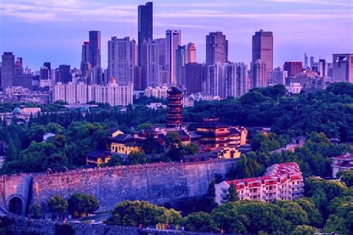 Sage, 27 — Escort in Dafang, China